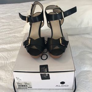 Black Aldo platform